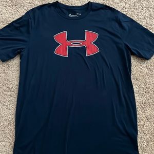 Men M Under Armour short sleeve shirt